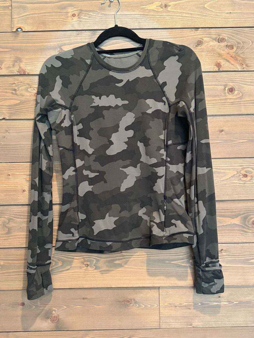 Lululemon It's Rulu Run Long Sleeve Shirt Green Camo Active Pullover Size 6